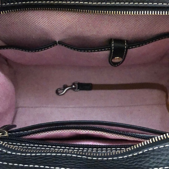 Dooney & Bourke Black Hand Bag - Picture 7 of 8